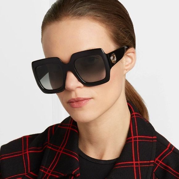 Gucci GG0053SN 001 Sunglasses Black Oversized Square Black Gray Unisex main image 5